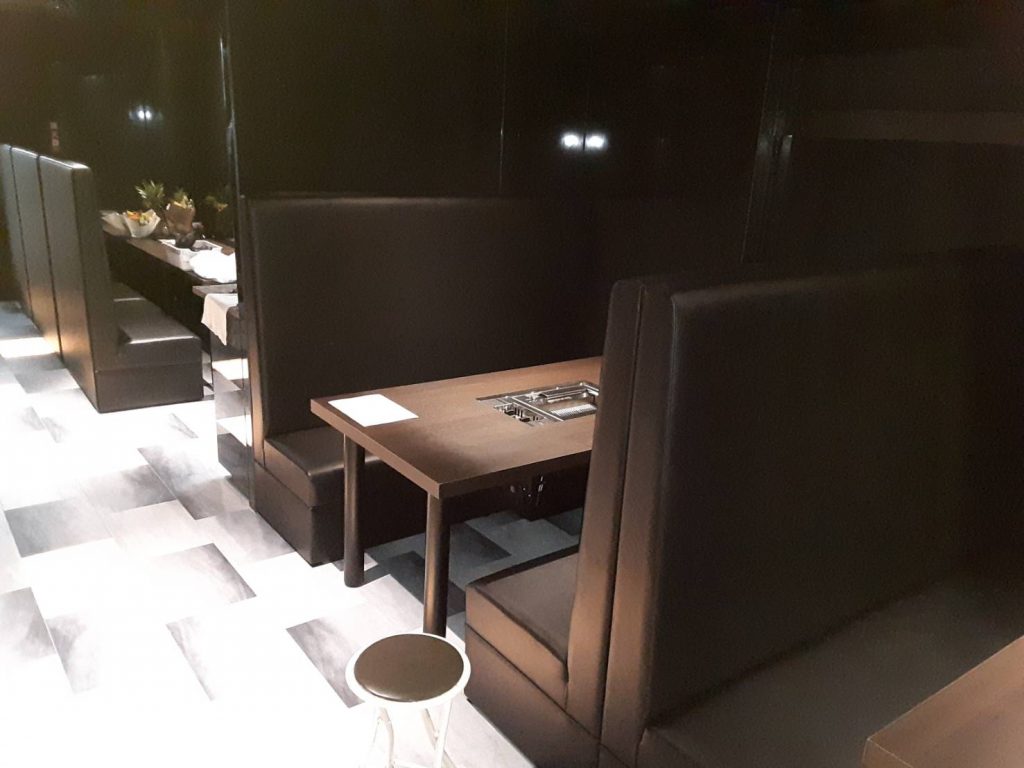 焼肉店